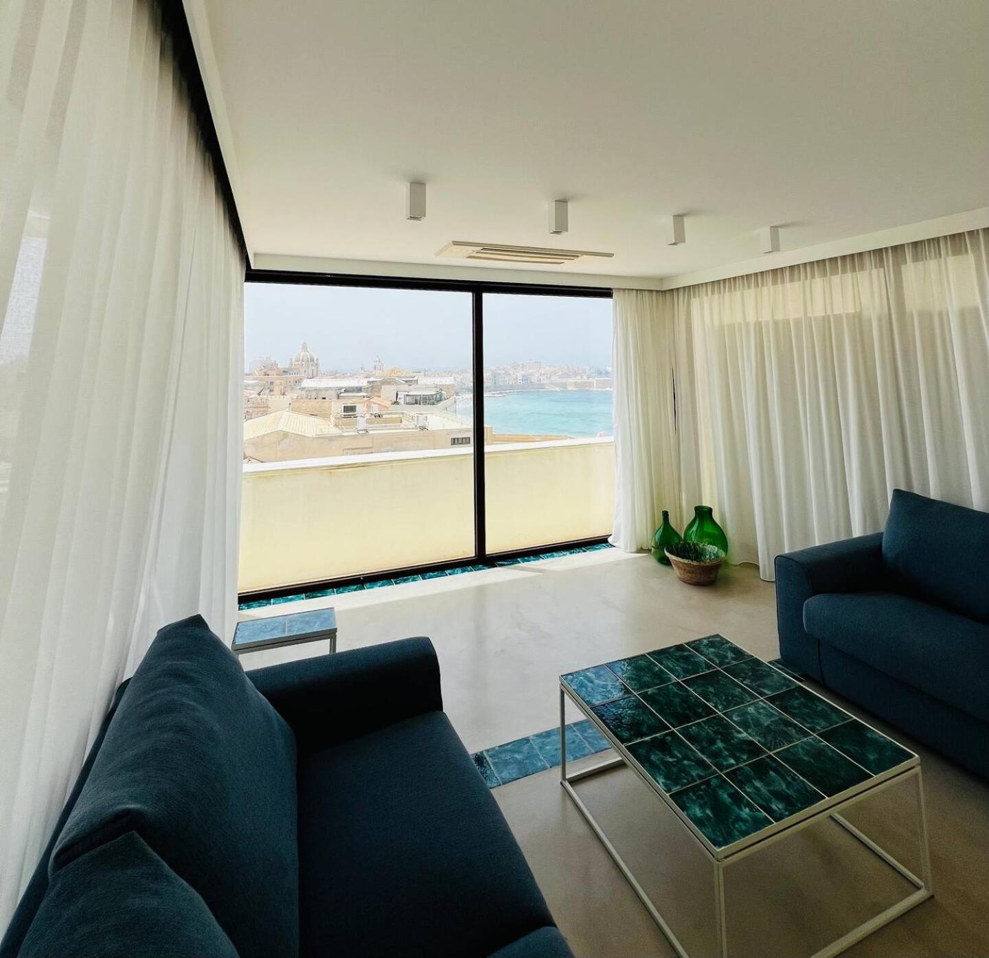Апартаменты Attico Terrammare Трапани Экстерьер фото